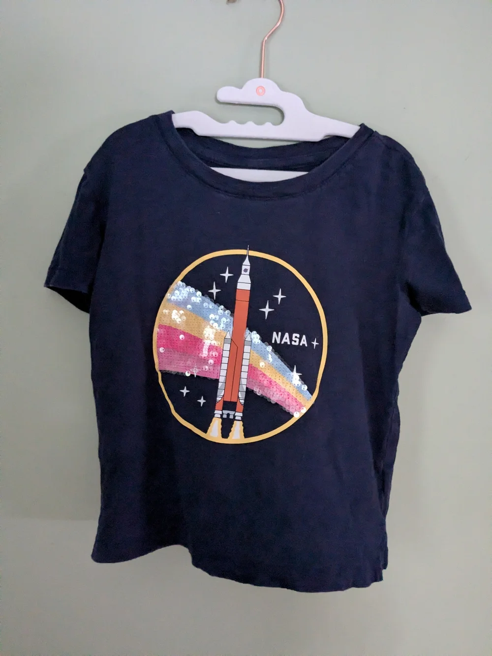 ⭐$7 WHEN BUNDLED⭐GAP Navy NASA Sequin Rocket Tee